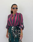 Camicia coreana con bottone fucsia/verde