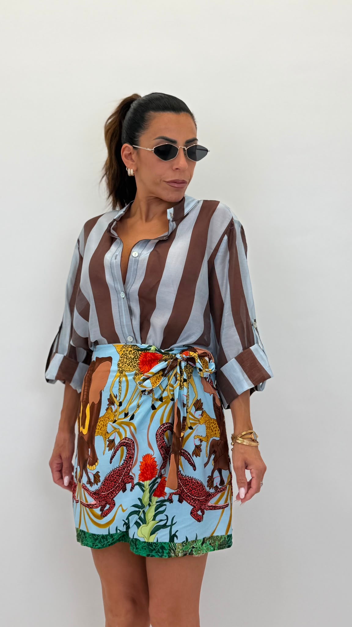 Camicia coreana con bottone celeste/marrone chiaro